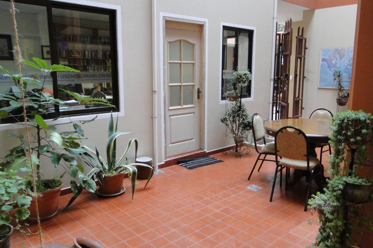 Cittadella Hostal Sucre Exteriör bild