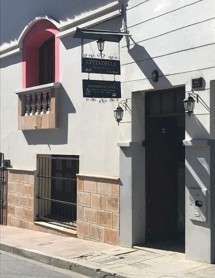 Cittadella Hostal Sucre Exteriör bild