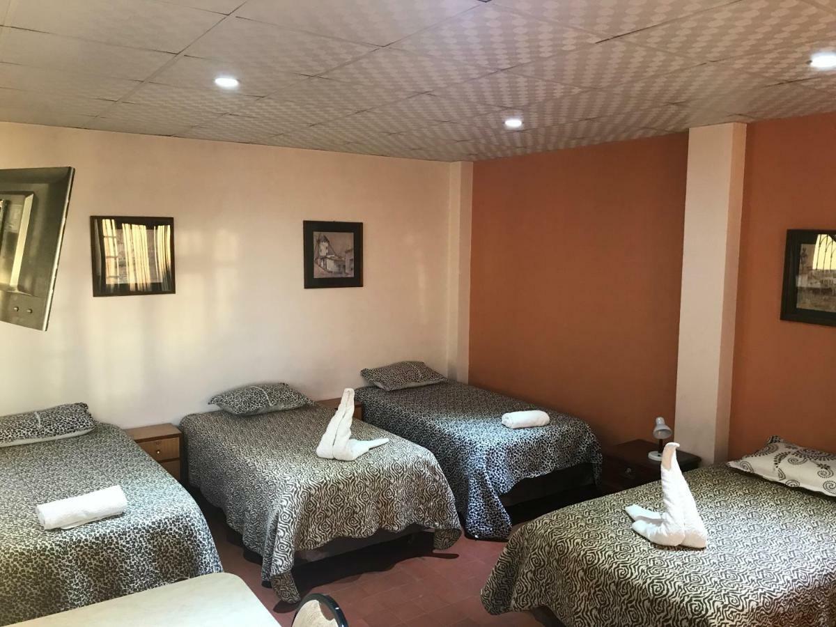 Cittadella Hostal Sucre Exteriör bild