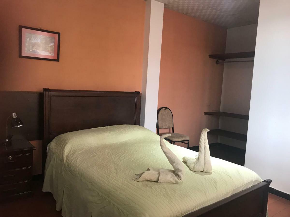 Cittadella Hostal Sucre Exteriör bild